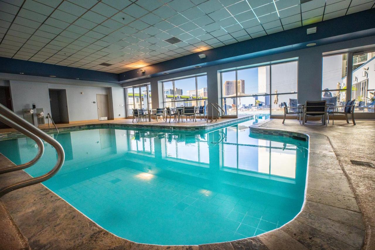 2100 Sqft Penthouse Suite W/ Strip Views! Pool Gym Лас Вегас Екстериор снимка